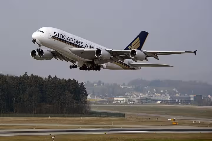 Singapore Airlines plane taking off near Changi Airport, seamless Singapore airport private transfer service