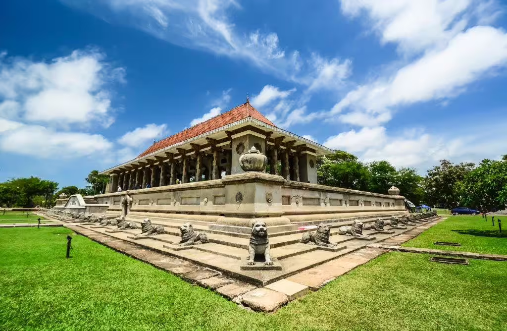 Explore the historic Independence Memorial Hall, a must-see on the Southern Coast Beach Tour.