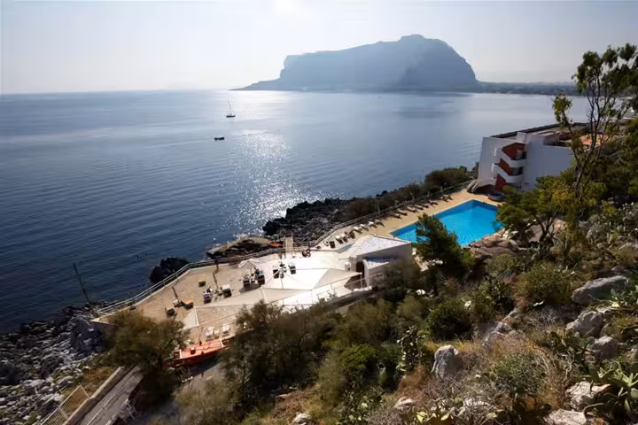 Splendid Hotel la Torre to Palermo airport (PMO) or vice versa, Private Transfer