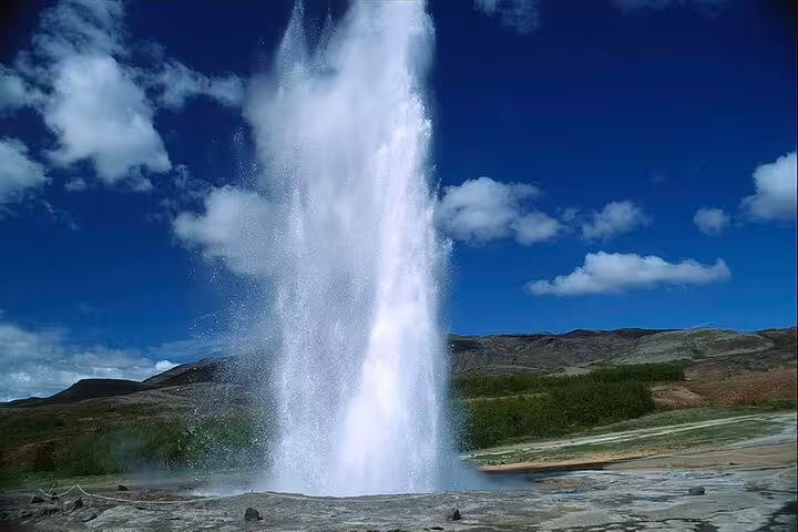 Strokkur geyser erupting on Iceland's Golden Circle route near Reykjavik