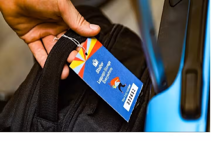 Close-up of tagged suitcase for full-day private luggage storage in Paris, secure bag drop service