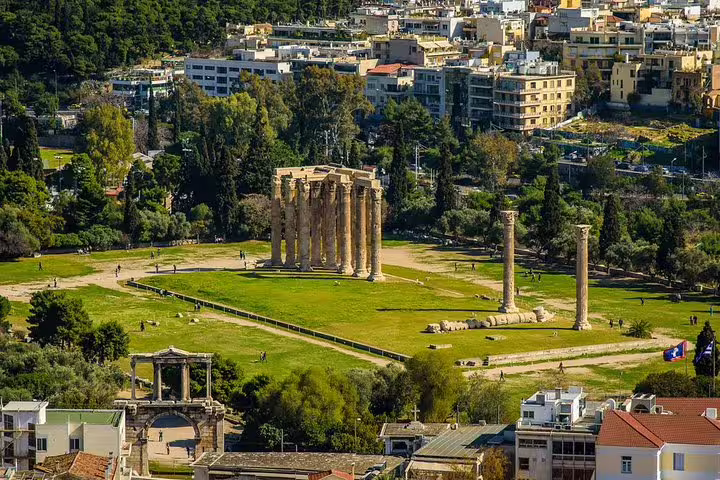 Temple of Olympian Zeus ruins in Athens seen from above, part of a private tailor-made city tour