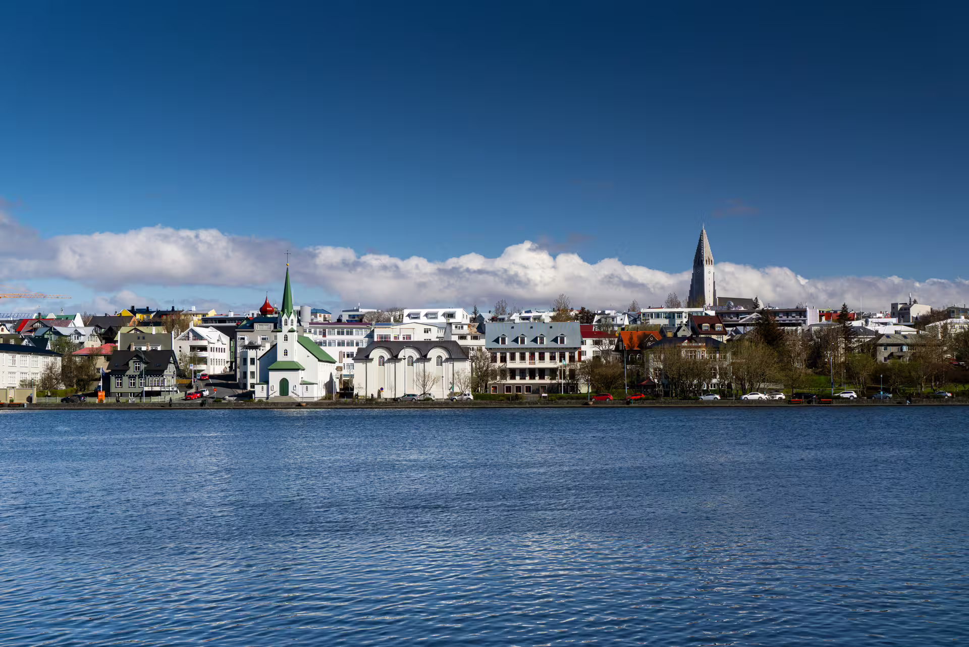 Reykjavíkurtjörn/Tjörnin - The Pond of Reykjavik