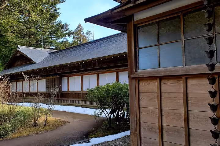 Traditional Japanese architecture and garden view on Tokyo to Nikko private guided tour.