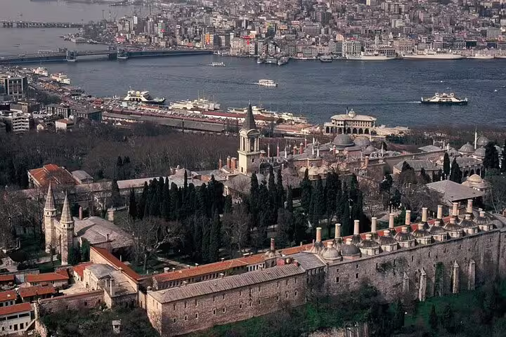 Aerial view of Topkapi Palace and Golden Horn on a private full-day Istanbul guided tour with skip-the-line