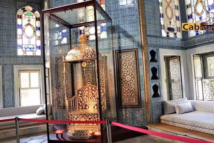 Topkapi Palace harem interior with ornate Ottoman throne room tiles on Byzantine and Ottoman city tour