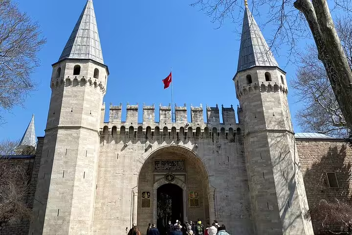 Imperial Gate entrance to Topkapi Palace in Istanbul, must-see stop on 7-day small group Turkey tour by flights