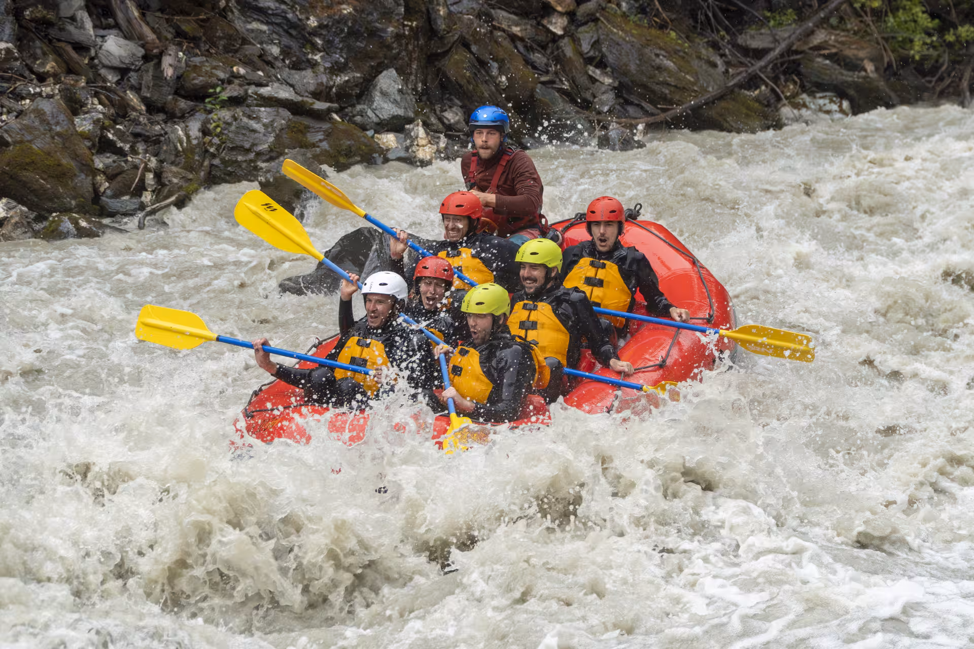 Rafting Switzerland - Whitewater Action - Rafting.ch